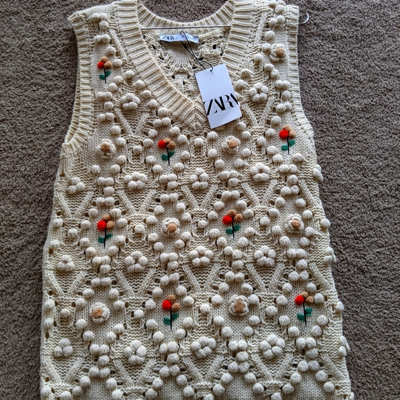 Zara Sweaters - Zara Vest